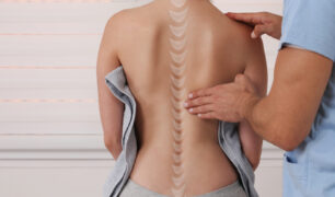 Scoliosis,,Posture,Correction.,Chiropractic,Treatment,,Back,Pain,Relief.,Physiotherapy,/